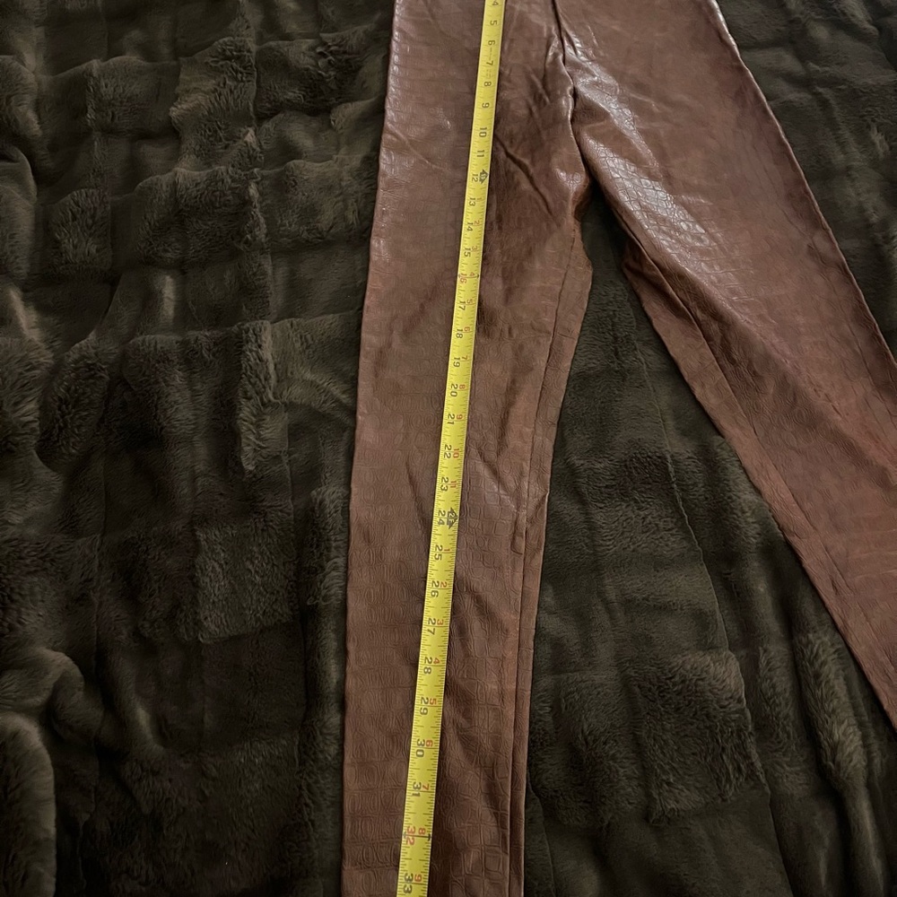 Commando Croc-Embossed Brown Leggings - Picture 6 of 9